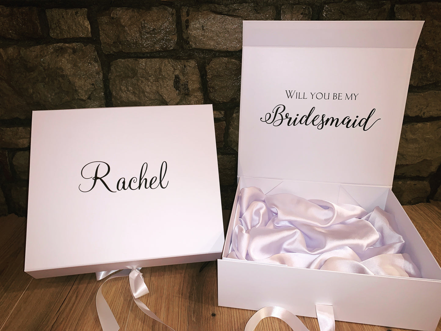 Luxury Gift Box (White) - Name & Inner Text